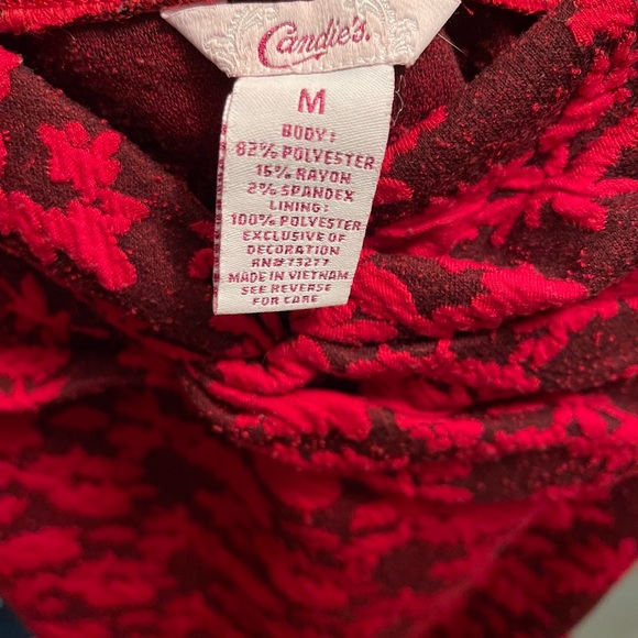 Candies from Kohl’s Red Textured Bodycon Dress - Medium - Picture 3 of 3